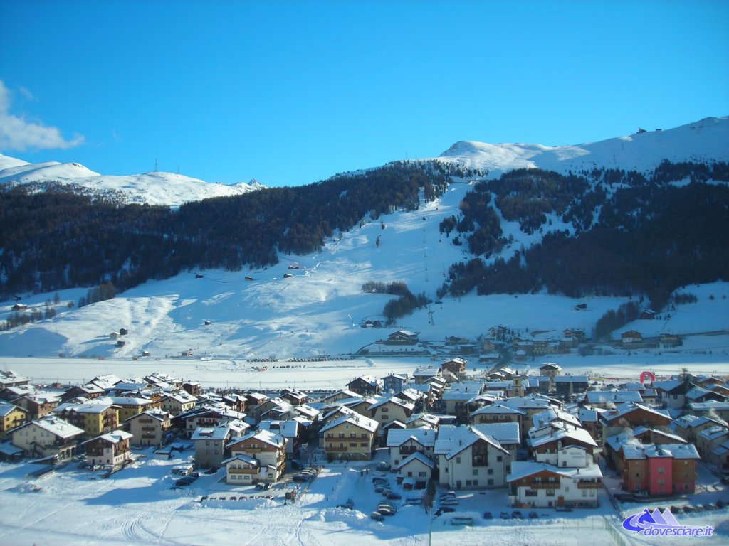 LIVIGNO - Arriva la prima neve e apre la pista di fondo