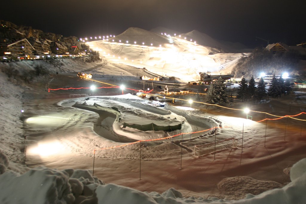 PRATO NEVOSO - Festa di apertura dello sci notturno il 5 dicembre con skipass gratuito