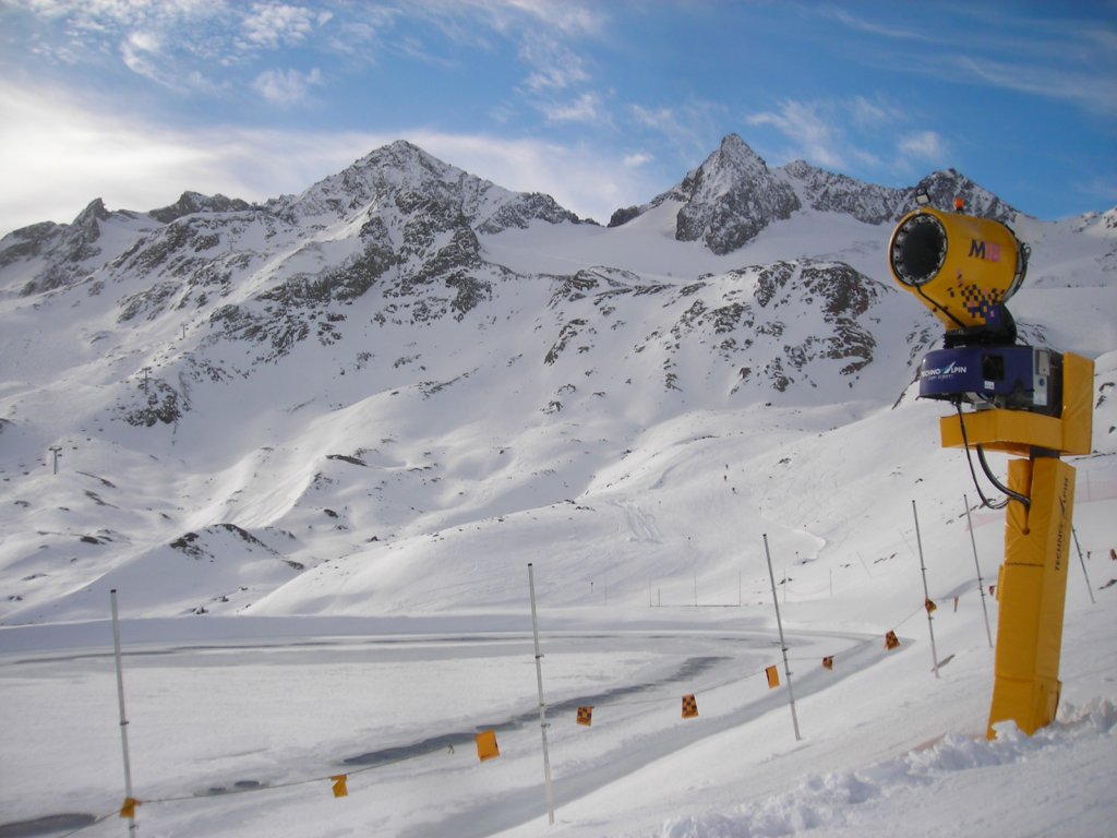 SCI - Sui ghiacciai del Tirolo la stagione e' gia' iniziata