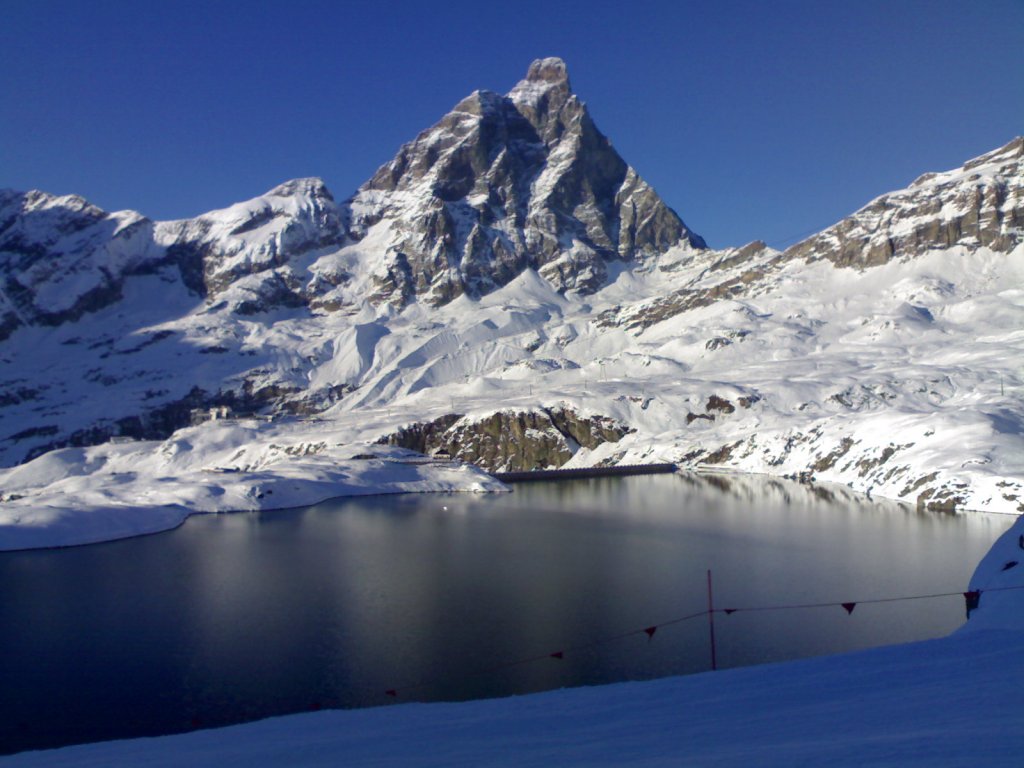 CERVINIA  - Tutto pronto per il primo weekend di sci